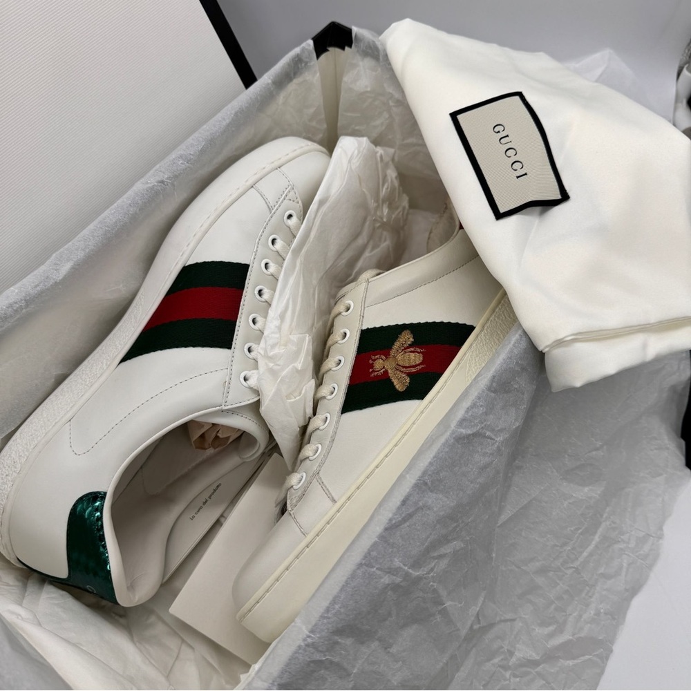 Authentic Gucci Ace Bee Embroidered Leather Sneakers White Men's IT 8 US 8.5 - Picture 16 of 16
